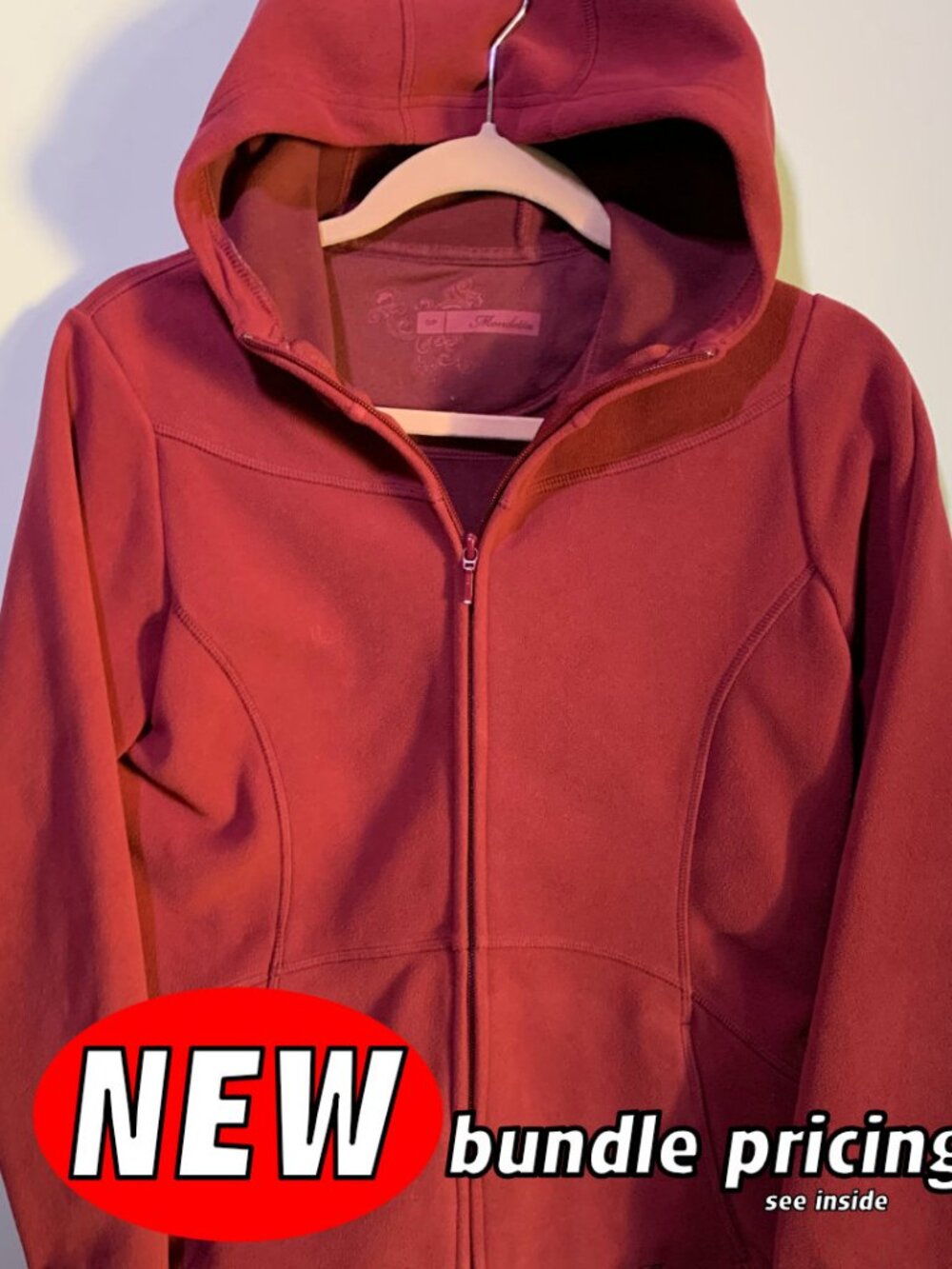Mondetta Zip-Up Hoodie size SMALL